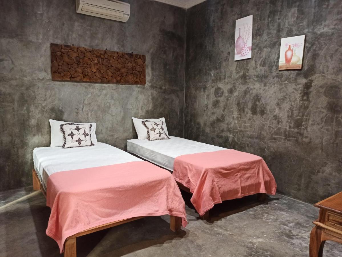 Watukarung Ristu Homestay Kalak Zewnętrze zdjęcie
